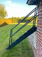 Stalen trap voor bordes 1,35m hoog en met 10 meter leuning, Ophalen, Gebruikt, Trap, Minder dan 2 meter