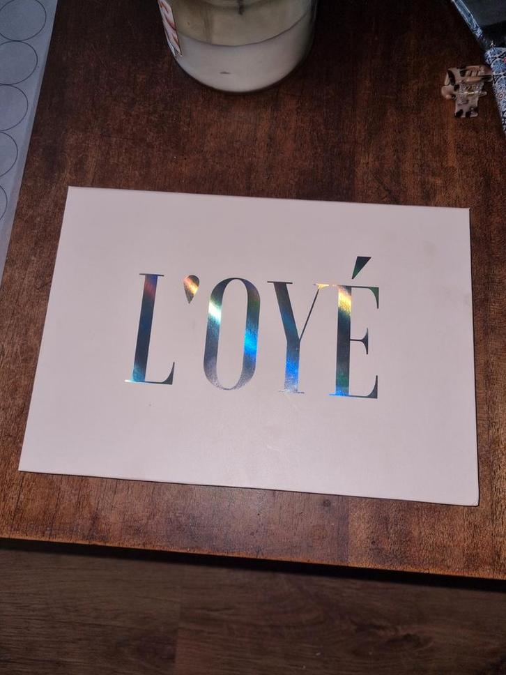 L'oye, Sieraden, Tassen en Uiterlijk, Uiterlijk | Cosmetica en Make-up, Ophalen of Verzenden