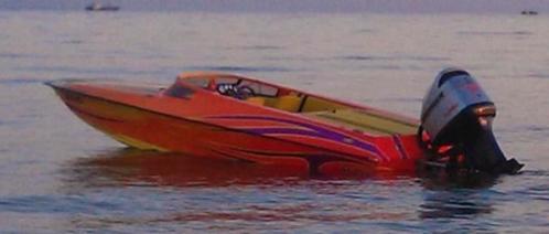 Piranha Carrera 21 met 225 pk optimax Custom Paints, Watersport en Boten, Speedboten, Zo goed als nieuw, 6 meter of meer, Benzine