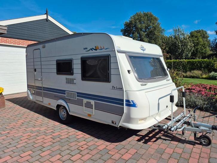 Caravan Hobby de luxe, Caravans en Kamperen, Caravans, Particulier, tot en met 4, Treinzit, Hobby, Vast bed, 4 tot 5 meter, Ophalen