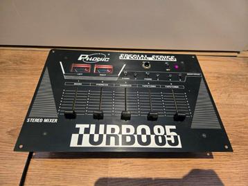 Phonic turbo 85 mengpaneel  beschikbaar voor biedingen