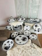 Flore Zwart Sarregeumines compl antiek zeldzaam servies, Antiek en Kunst, Ophalen