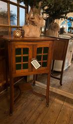 Antiek houten thee kastje met groen glas, landelijk wonen, Ophalen of Verzenden