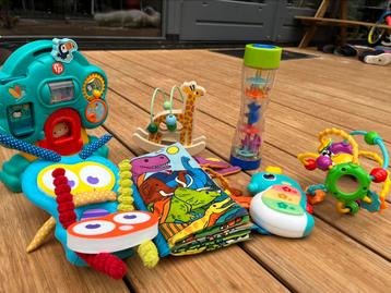 Divers baby speelgoed beschikbaar voor biedingen