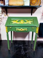 Gerestaureerde Secretair in Nieuwe Look