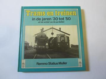 treinboeken NS locomotieven en trams 11 stuks beschikbaar voor biedingen
