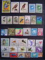 Vogels 70 postzegels, Ophalen of Verzenden, Dier of Natuur