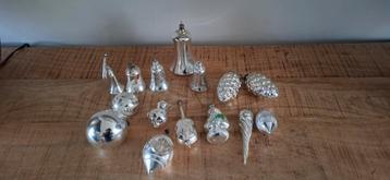 15 heel oude kerstballen van glas beschikbaar voor biedingen