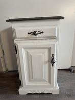 Brocante nachtkastje., Huis en Inrichting, Slaapkamer | Nachtkastjes, Ophalen, Gebruikt, Minder dan 45 cm, 55 tot 70 cm