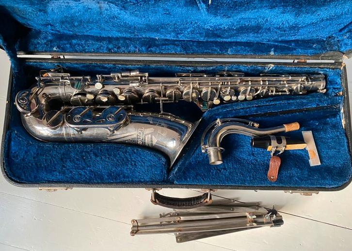 Saxofoon Toneking (Amati Kraslice), Muziek en Instrumenten, Blaasinstrumenten | Saxofoons, Gebruikt, Alt, Met koffer, Ophalen