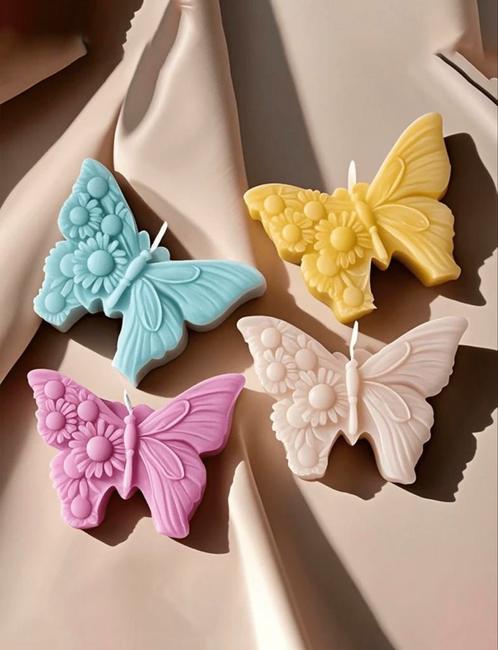 Nieuwe mal vlinder met bloemen details, Huis en Inrichting, Woonaccessoires | Kandelaars en Kaarsen, Nieuw, Minder dan 25 cm, Overige materialen