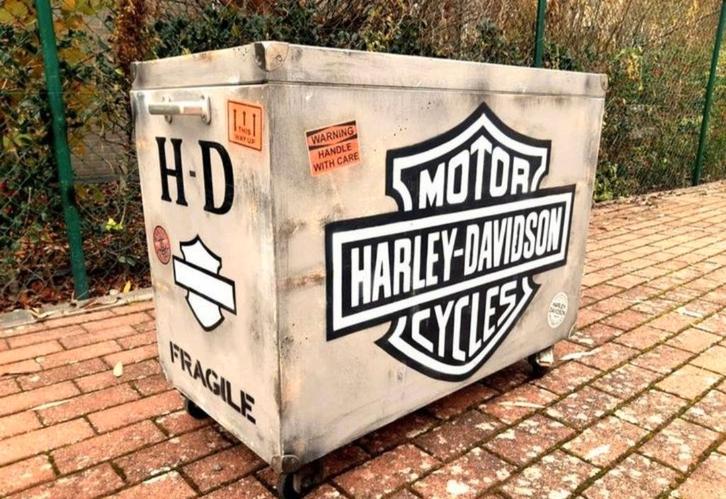 Harley Davidson transportkist opberger mancave, Verzamelen, Merken en Reclamevoorwerpen, Gebruikt, Reclamebord, Ophalen