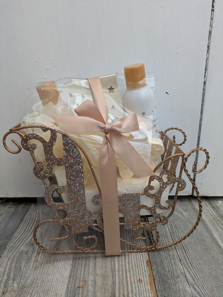 Luxe Bad & Body Cadeauset in slee- Nieuw!, Sieraden, Tassen en Uiterlijk, Uiterlijk | Lichaamsverzorging, Nieuw, Bad & Douche