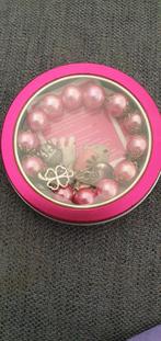 Armband "pink ribbon" met bedels, Overige materialen, Nieuw, Ophalen of Verzenden, Roze