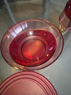 Tupperware 2 schalen met deksel bordeaux rood, Huis en Inrichting, Keuken | Tupperware, Ophalen of Verzenden, Zo goed als nieuw