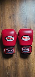 Nieuwe (kick)bokshandschoenen Twins BGVL3 wine red, Sport en Fitness, Vechtsporten en Zelfverdediging, Ophalen of Verzenden, Nieuw