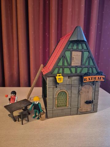 Oud Playmobil "vakwerkhuisje" beschikbaar voor biedingen