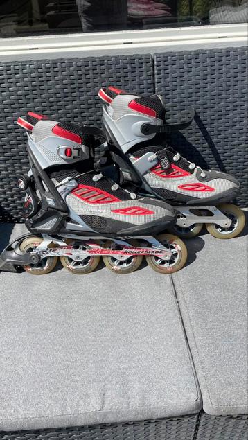 Goede rollerblades.  beschikbaar voor biedingen