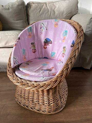 Rotan kinderstoel Frozen beschikbaar voor biedingen