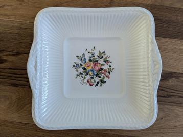 Conway Wedgwood vierkante serverbord beschikbaar voor biedingen