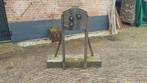 Antieke klep stuw, Tuin en Terras, Waterpartijen en Fonteinen, Ophalen of Verzenden, Gebruikt, Beton, Fontein