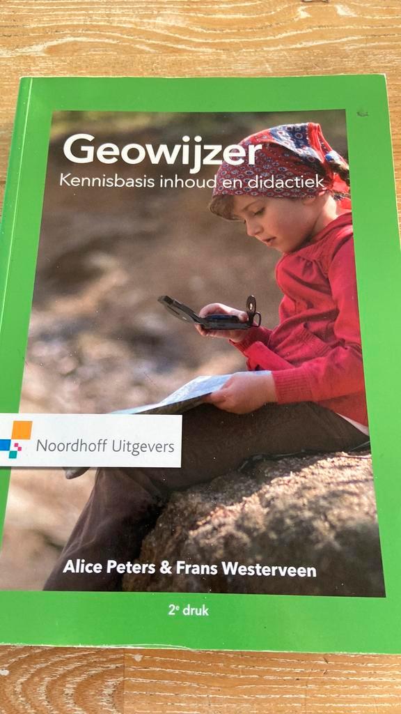 Alice Peters - Geowijzer, Boeken, Wetenschap, Zo goed als nieuw, Sociale wetenschap, Ophalen of Verzenden