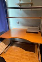 GRATIS IKEA Bureau, 2 boekenplanken, laptop plateau + stoel, Zo goed als nieuw, Ophalen, Bureau