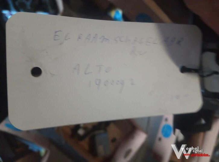 Suzuki Alto 1.1 bwjr 2002 electrische raamschakelaar rechtsv, Auto-onderdelen, Dashboard en Schakelaars, Gebruikt, Ophalen of Verzenden