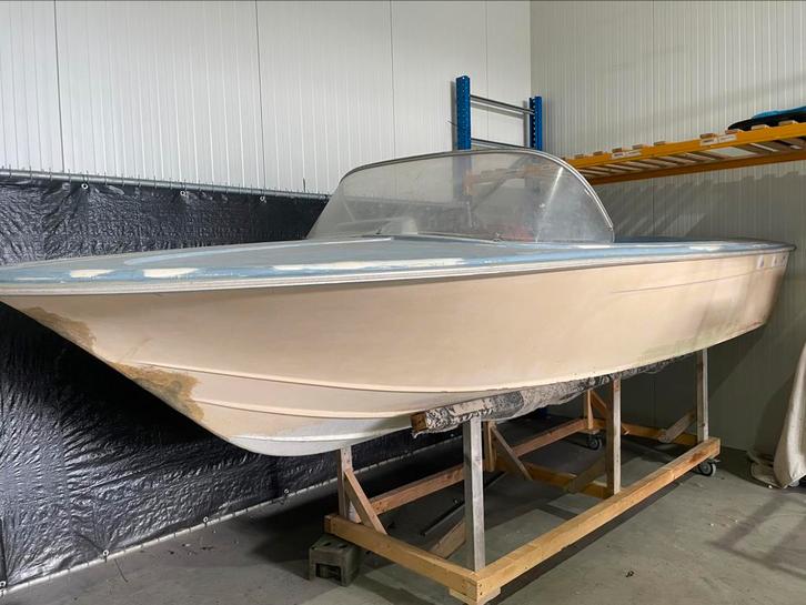 Klusboot te koop, Watersport en Boten, Speedboten, Gebruikt, 3 tot 6 meter, Benzine, Minder dan 70 pk, Polyester, Geen motor, Ophalen