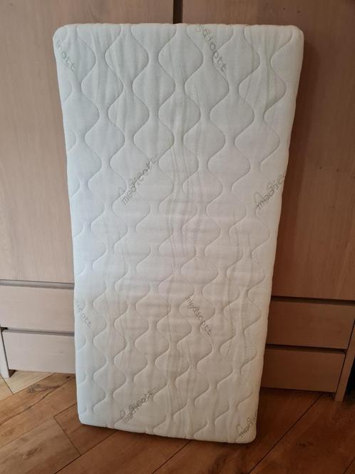 Kinder peuter matras 140 X 70, Kinderen en Baby's, Kinderkamer | Bedden, Gebruikt, 140 tot 160 cm, 70 tot 85 cm, Lattenbodem, Matras
