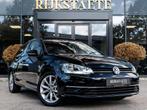 Volkswagen Golf 1.0 TSI Highline|PANO|CAMERA|CARPLAY|17'', Stof, Gebruikt, 620 kg, Zwart