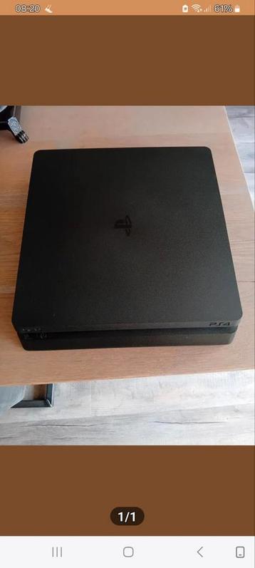 Ps 4 met 3 games (zonder controllers)! beschikbaar voor biedingen