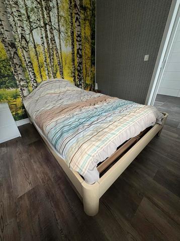 bed 160x200 cm  t.e.a.b beschikbaar voor biedingen