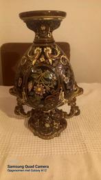 Antieke Majolica Vaas met Bloemmotieven, Antiek en Kunst, Ophalen of Verzenden