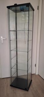 Vitrinekast te koop, Ophalen, Minder dan 50 cm, Glas, 150 tot 200 cm