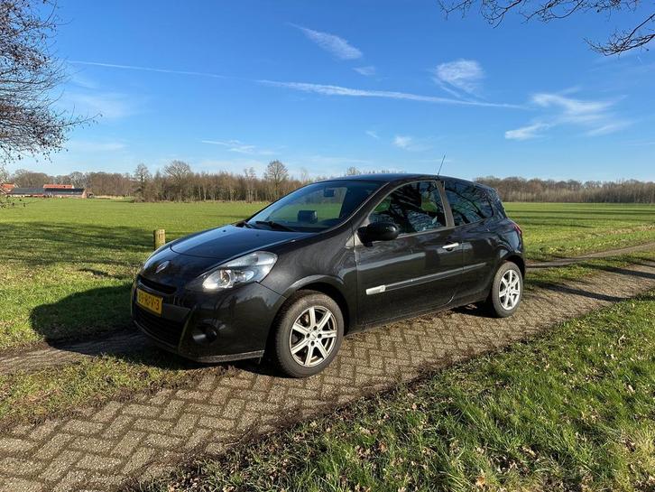 Renault Clio 1.5 DCI 65KW Euro-5 3D 2011 Zwart, Auto's, Renault, Particulier, Clio, Diesel, A, Hatchback, Handgeschakeld, Origineel Nederlands