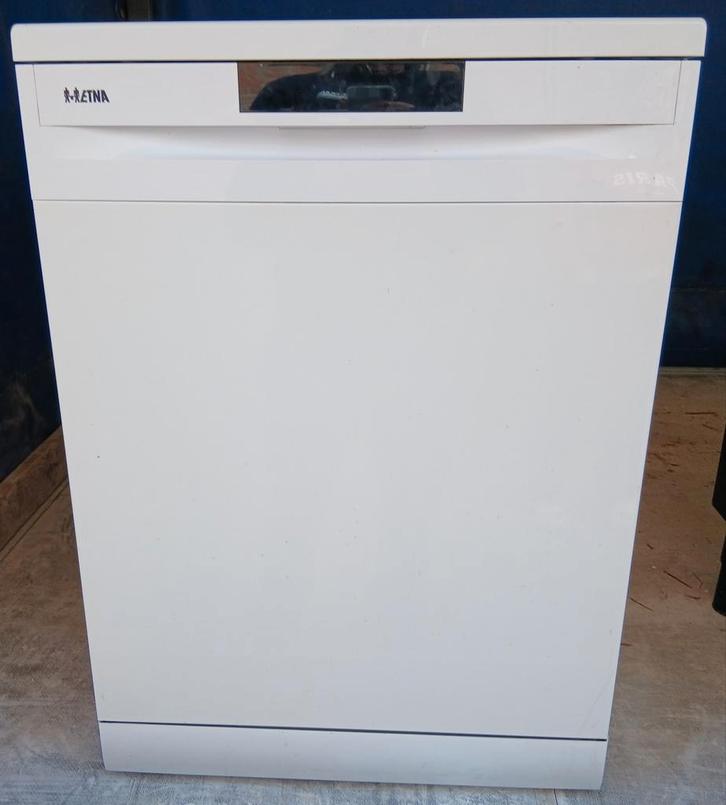 Vaatwasser - Werkt prima, korven aan vervanging toe, Witgoed en Apparatuur, Vaatwasmachines, Gebruikt, Minder dan 85 cm, Ophalen