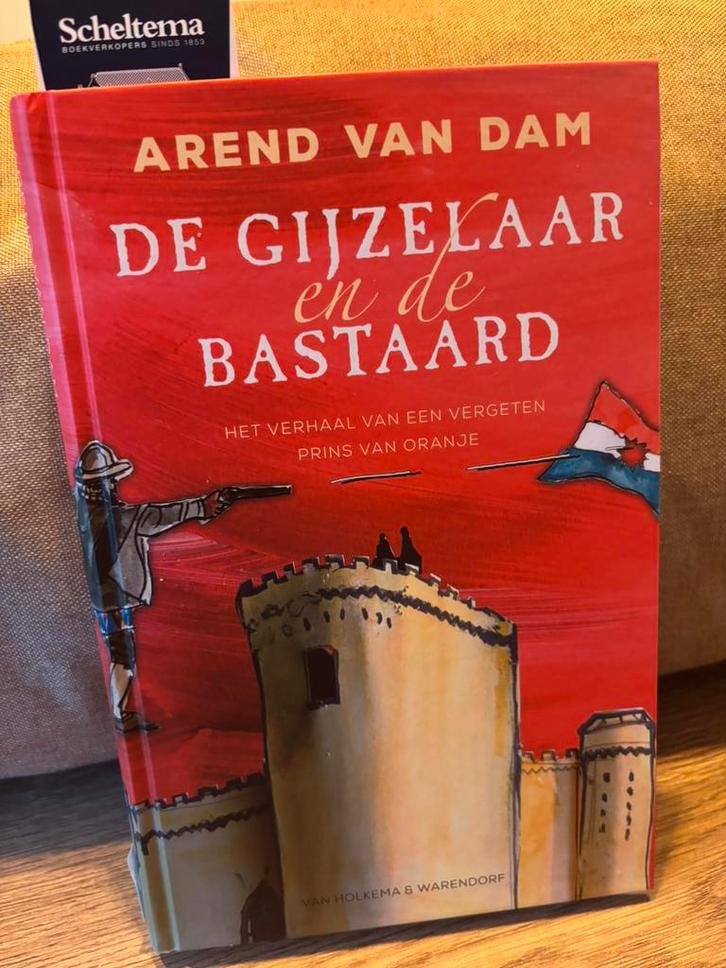 Arend van Dam - De gijzelaar en de bastaard, Boeken, Kinderboeken | Jeugd | 10 tot 12 jaar, Zo goed als nieuw, Ophalen of Verzenden
