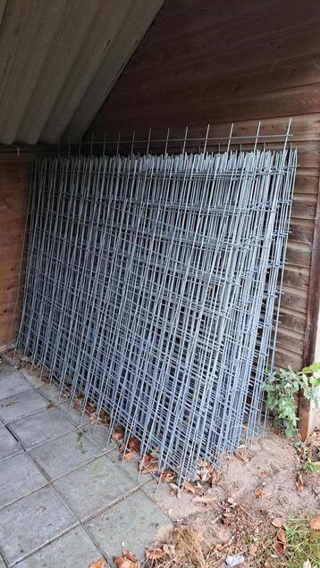 Betongaas gegalvaniseerd 46 st maaswijdte 15x15 beschikbaar voor biedingen