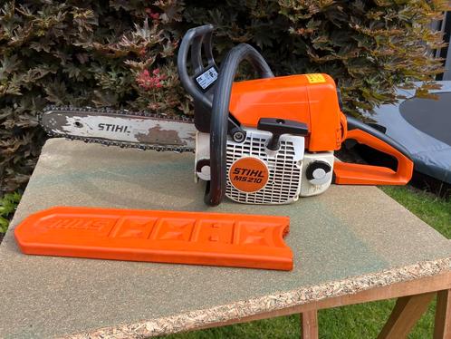 Stihl MS210 kettingzaag in goede staat, Tuin en Terras, Hand-tuingereedschap, Gebruikt, Overige soorten, Ophalen