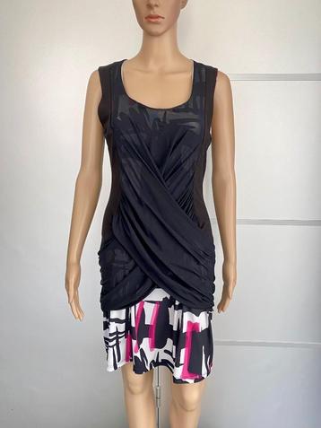 G373 Set: jurk + vestje Eroke maat M=38/40 roze/wit/zwart beschikbaar voor biedingen