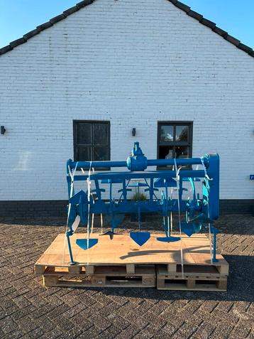 Spitmachine 1.50m beschikbaar voor biedingen