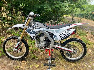 Crossmotor honda crf 250 4 takt beschikbaar voor biedingen