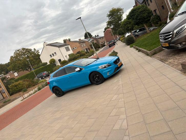 Volvo v40 t4 R design, Auto's, Bestelauto's, Particulier, ABS, Achteruitrijcamera, Adaptieve lichten, Airbags, Airconditioning