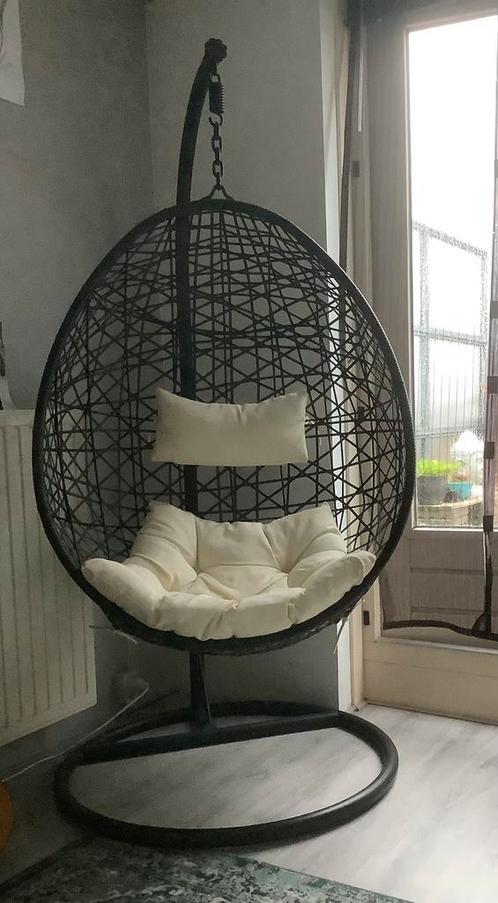 Ei-stoel / hangstoel Xenos, Huis en Inrichting, Fauteuils, Zo goed als nieuw, Ophalen