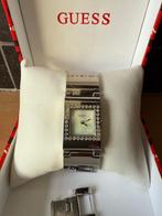 Guess dames horloge, parelmoer, zirkonia, Japans, zgan, Sieraden, Tassen en Uiterlijk, Horloges | Dames, Ophalen of Verzenden