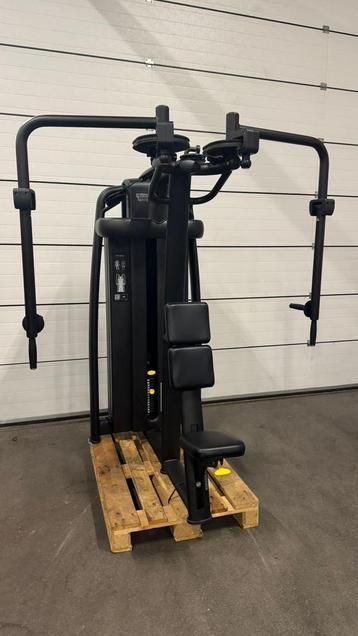 Technogym Pro Selection 700 DUAL PECTORAL / REVERSE FLY beschikbaar voor biedingen