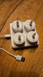 Oplaadbare theelichtjes (set van 4 waxinelichtjes), Kunststof, Ophalen of Verzenden, Zo goed als nieuw, Crème