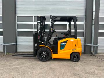 Hyundai 2.5 ton elektrische heftruck 25BE-X Triplex 3-deli beschikbaar voor biedingen