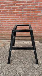 Bokje (trapeze) BBQ Kamado zaagtafel, Doe-het-zelf en Verbouw, Ladders en Trappen, Ophalen, Gebruikt, Minder dan 2 meter